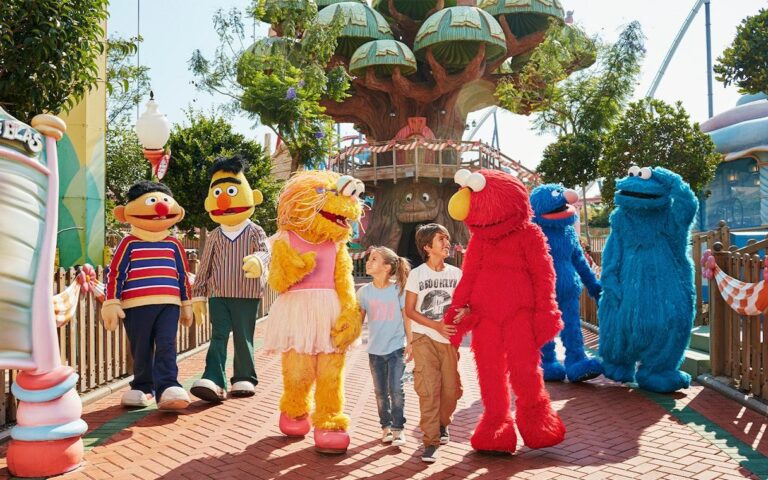 Детската зона SesamoAventura в PortAventura World с атракции за малки деца