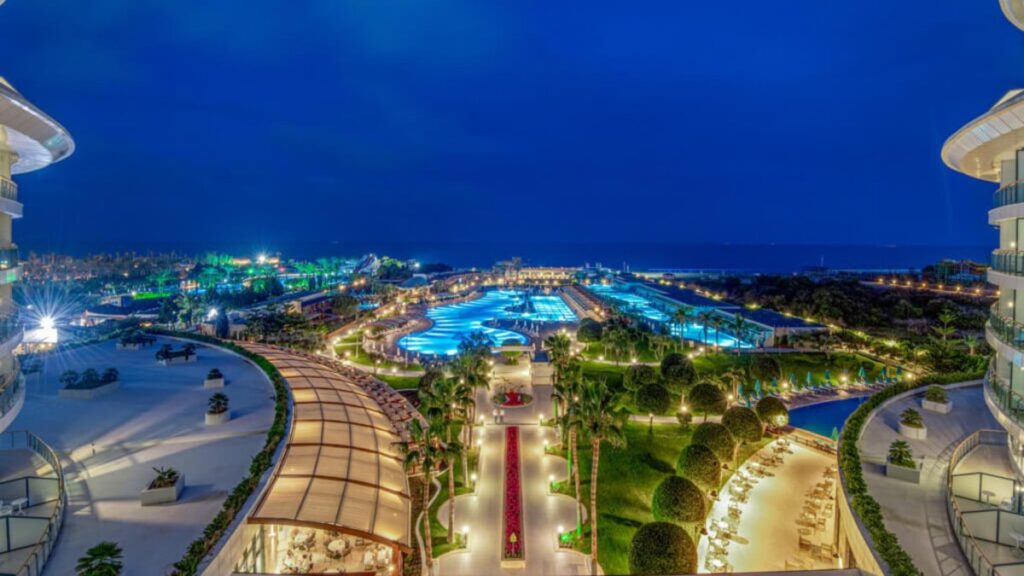 Нова Година в Анталия с 4 нощувки – полет от София – хотел "Baia Lara 5*" – Ultra All Inclusive